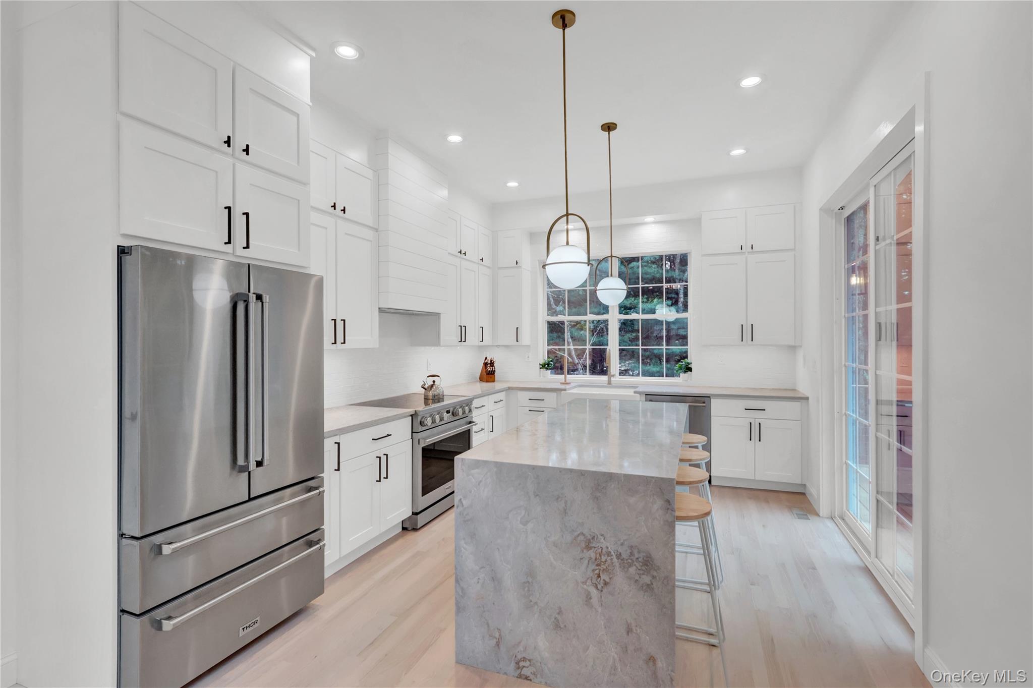 15 Deer Ridge Trail, Water Mill, NY 11976