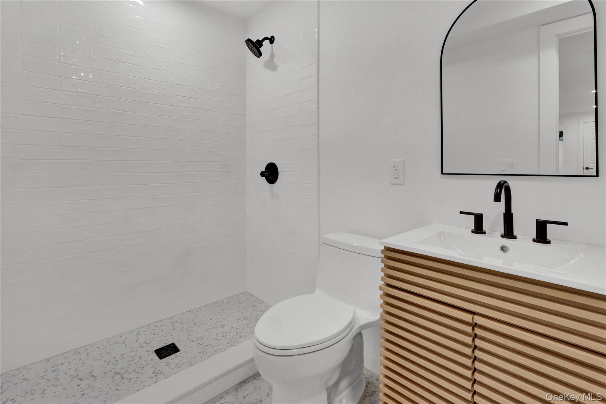 15 Deer Ridge Trail, Water Mill, NY 11976