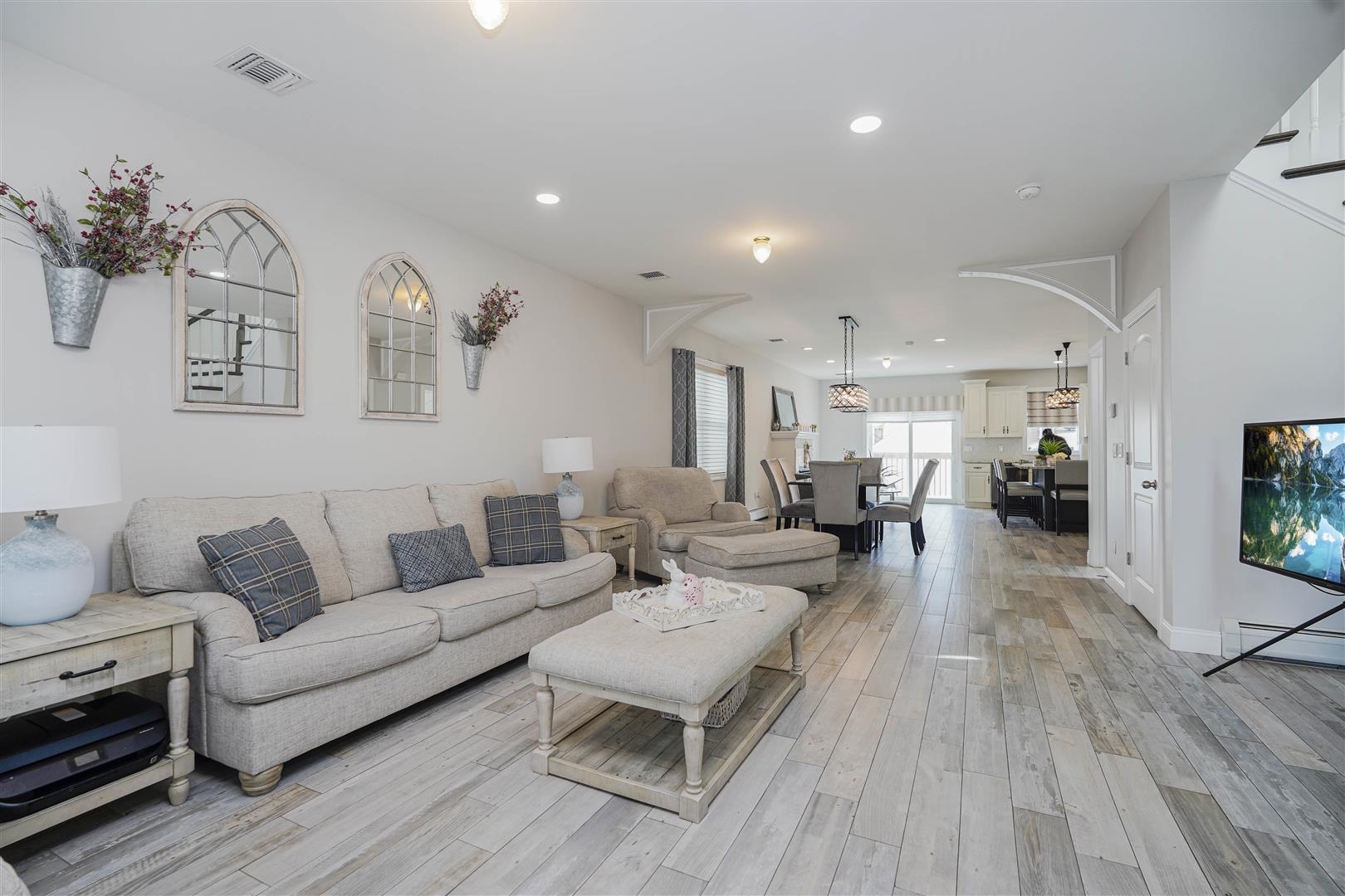 634 Darlington Avenue, Staten Island, NY 10309