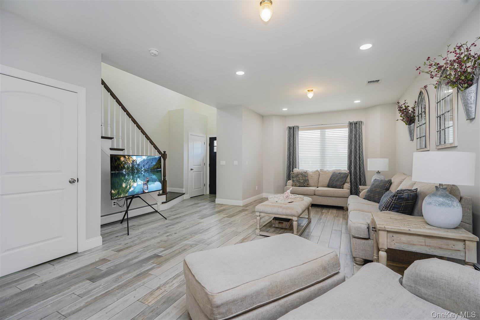 634 Darlington Avenue, Staten Island, NY 10309