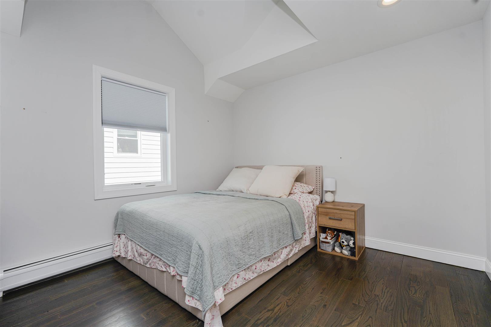 634 Darlington Avenue, Staten Island, NY 10309