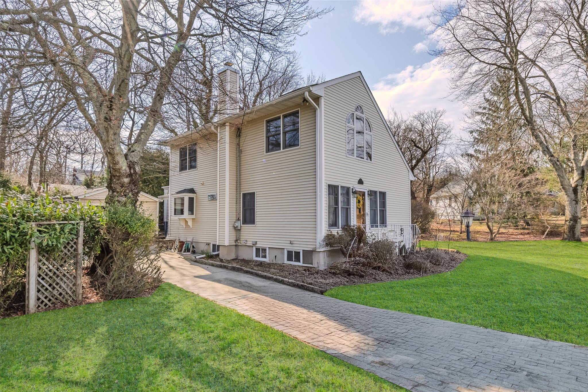 5 Elm Road, Rocky Point, NY 11778