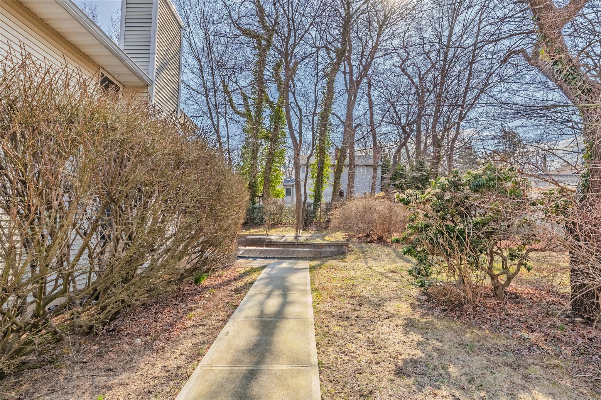5 Elm Road, Rocky Point, NY 11778