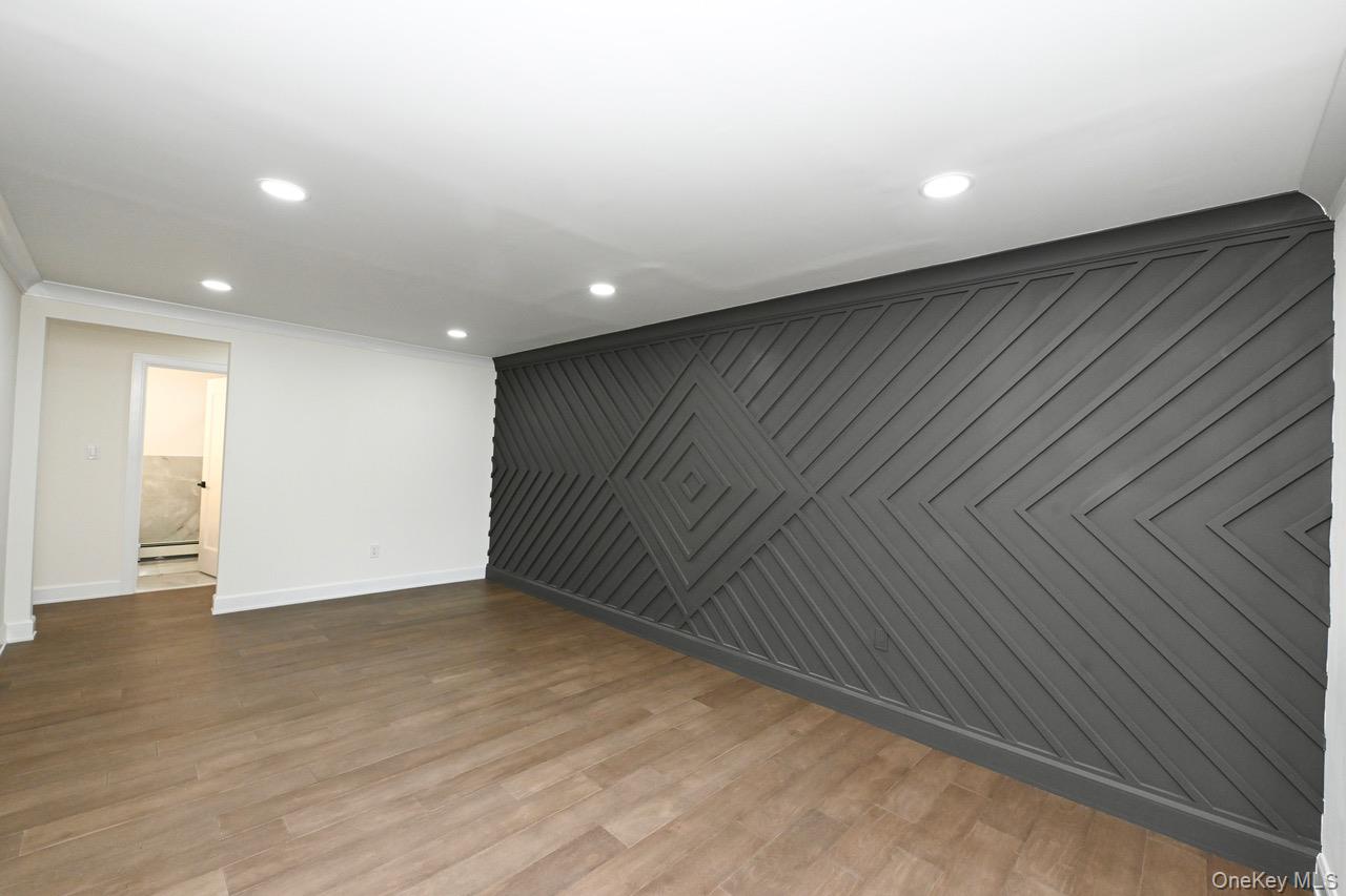 2 Little Hill Road, East Setauket, NY 11733