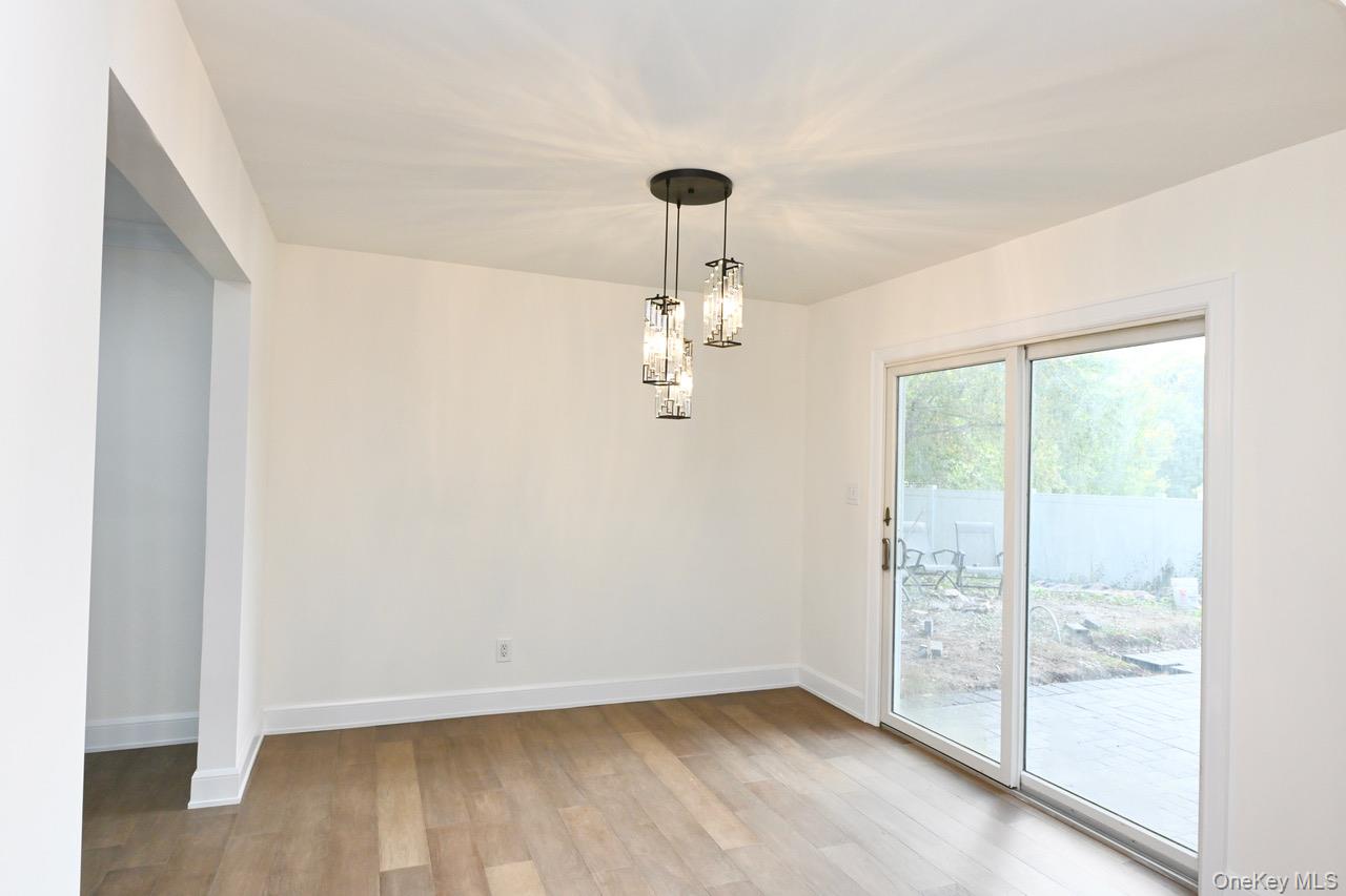 2 Little Hill Road, East Setauket, NY 11733