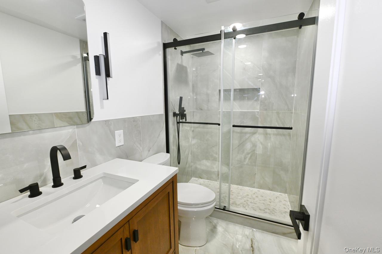 2 Little Hill Road, East Setauket, NY 11733