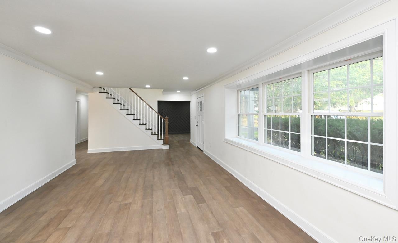 2 Little Hill Road, East Setauket, NY 11733