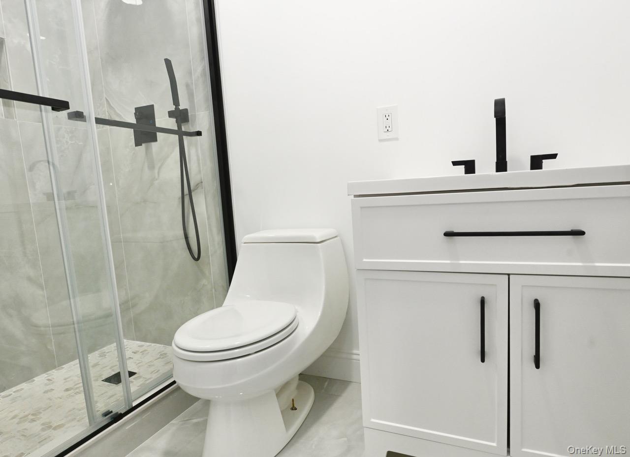 2 Little Hill Road, East Setauket, NY 11733