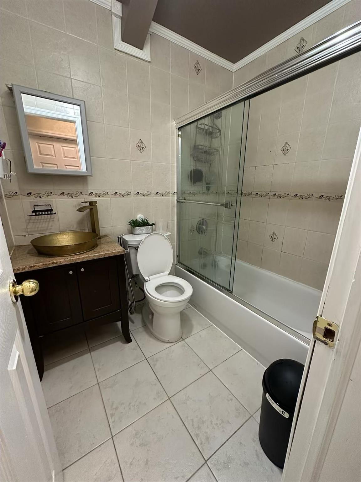 137-28 220 ST, Laurelton, NY 11413