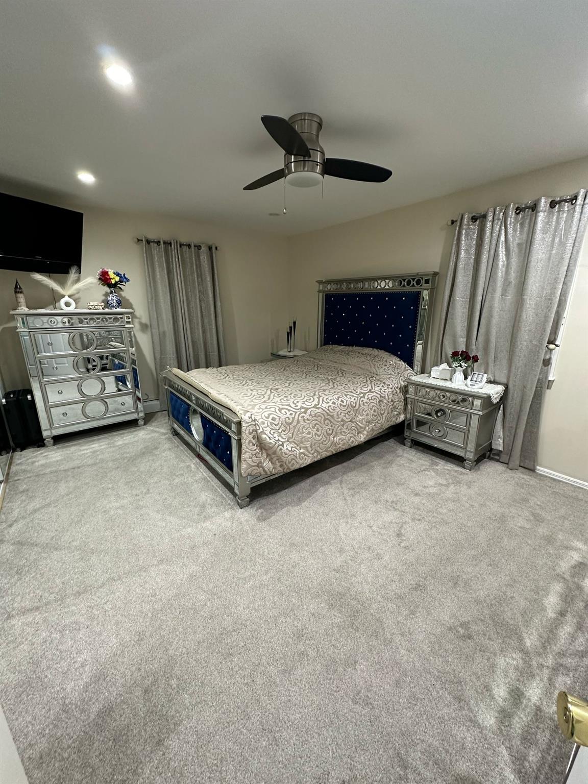 137-28 220 ST, Laurelton, NY 11413