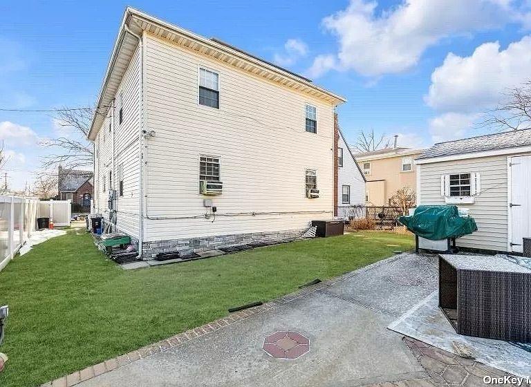 137-28 220 ST, Laurelton, NY 11413