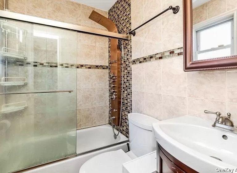 137-28 220 ST, Laurelton, NY 11413