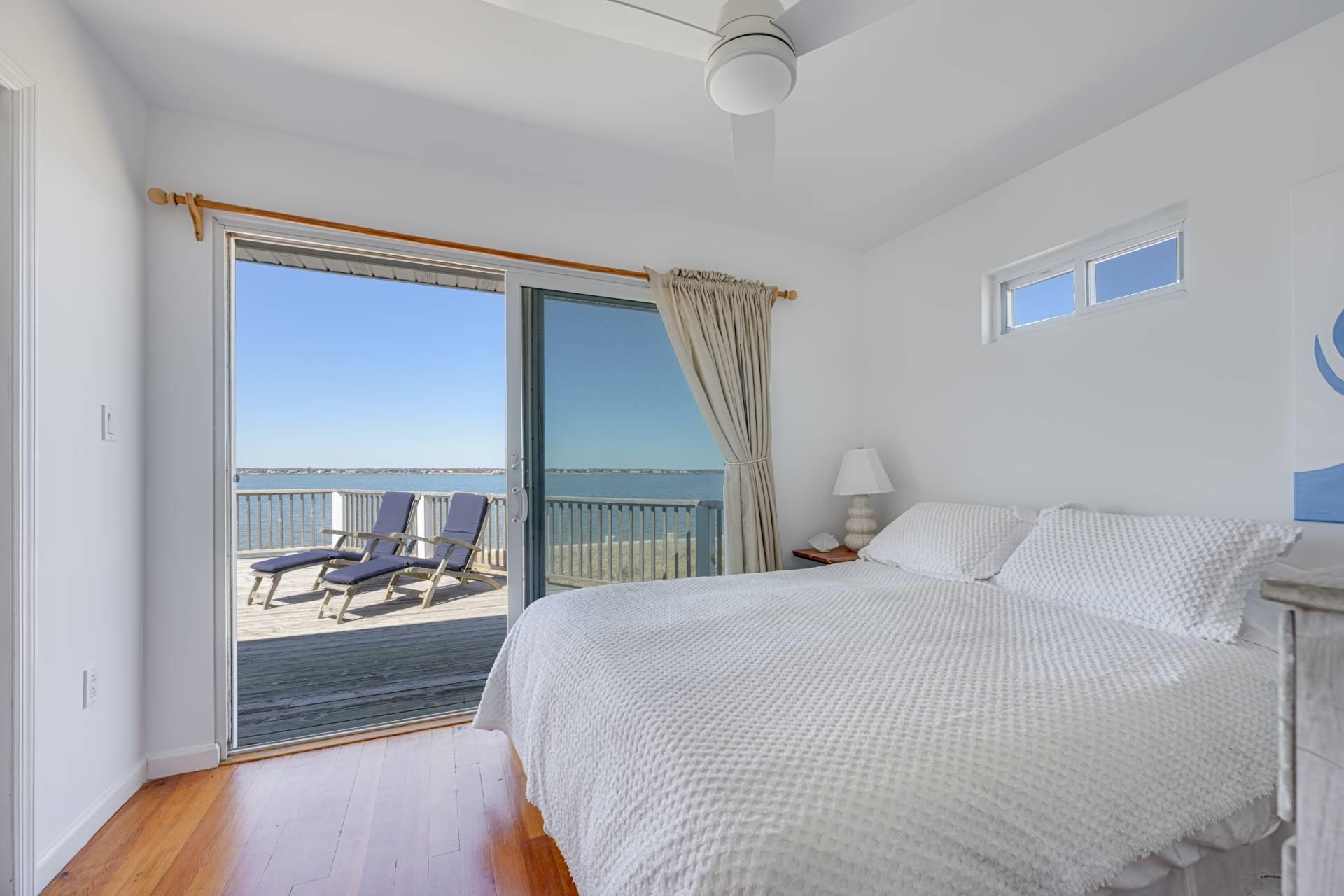 654A Dune Road, Westhampton Beach, NY 11978