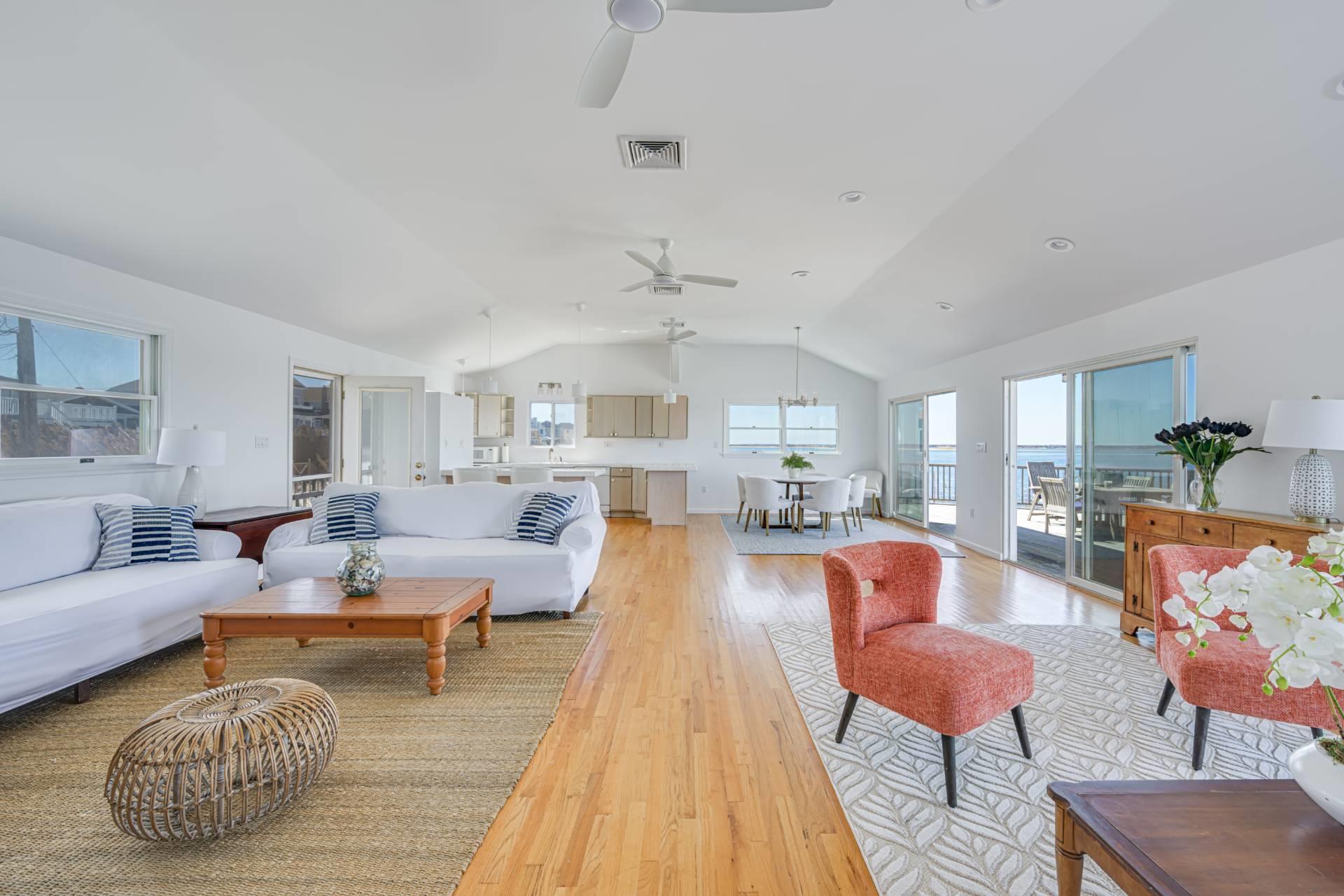 654A Dune Road, Westhampton Beach, NY 11978