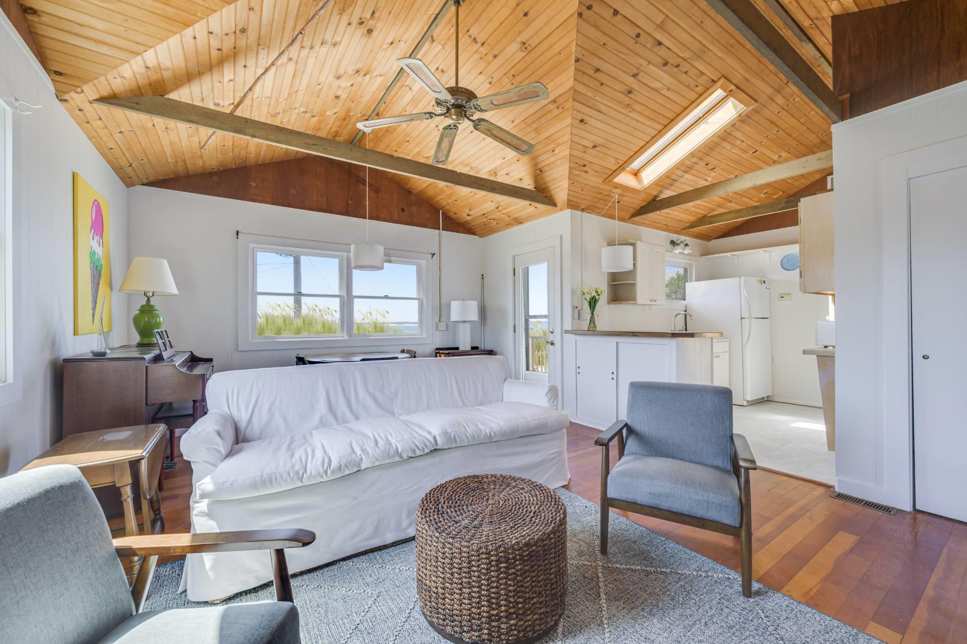 654A Dune Road, Westhampton Beach, NY 11978