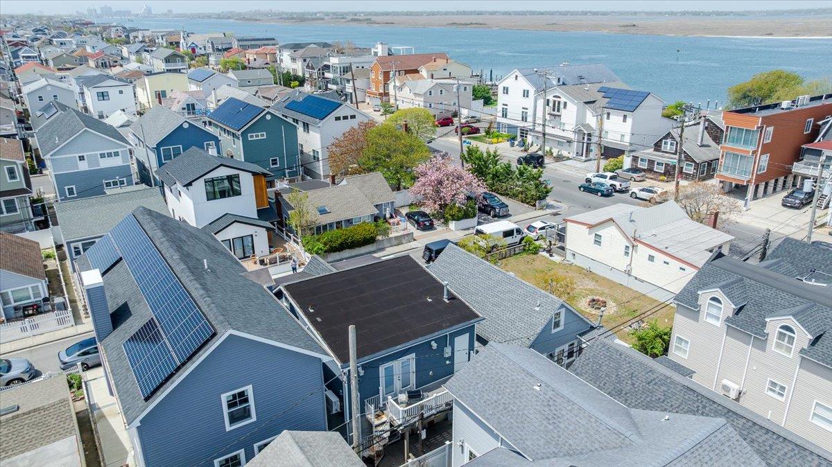 100 California Street, Long Beach, NY 11561