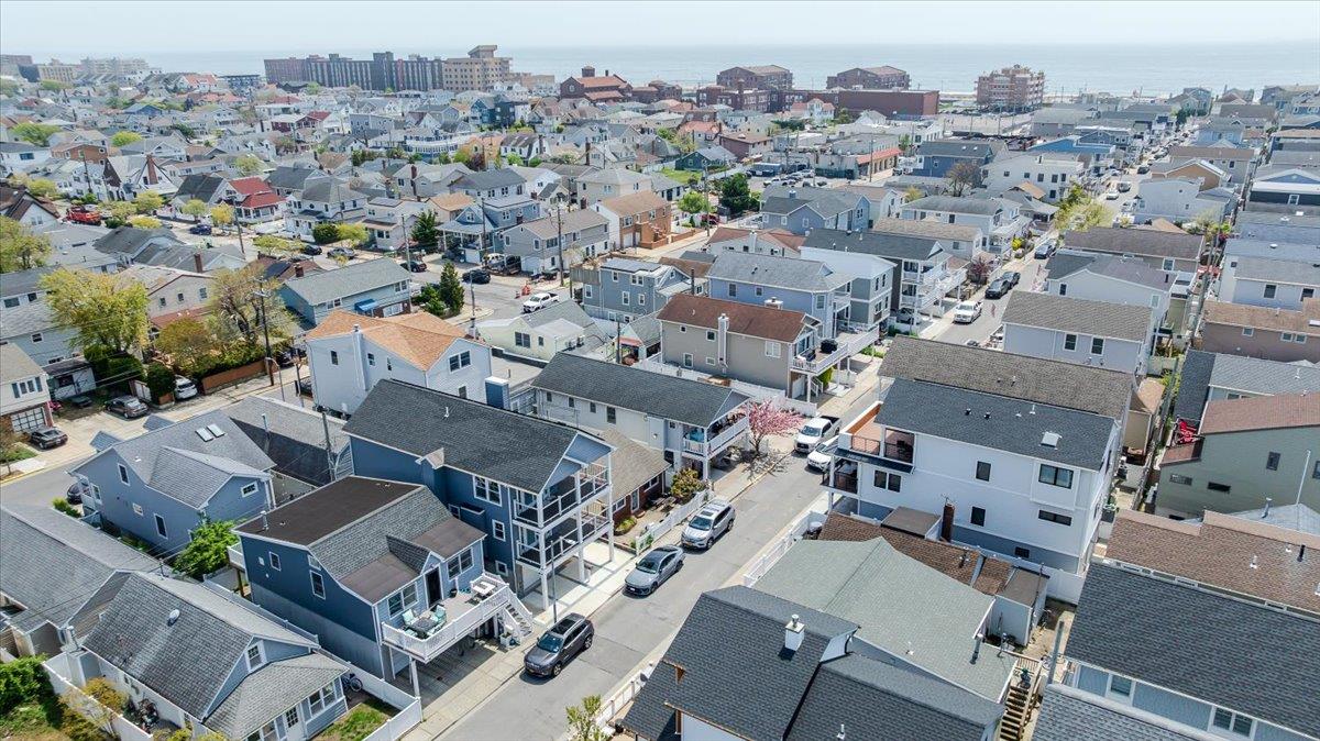 100 California Street, Long Beach, NY 11561