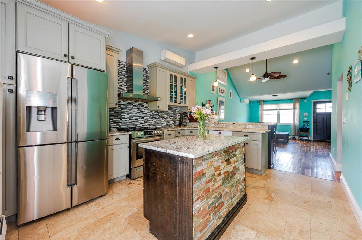 100 California Street, Long Beach, NY 11561