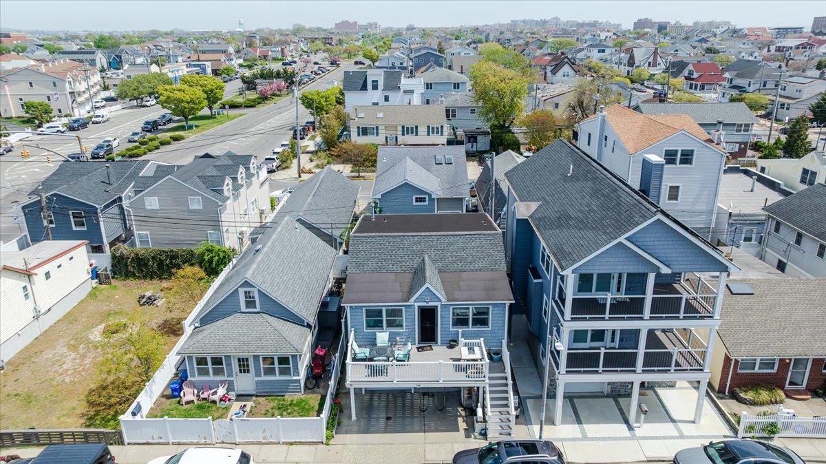 100 California Street, Long Beach, NY 11561