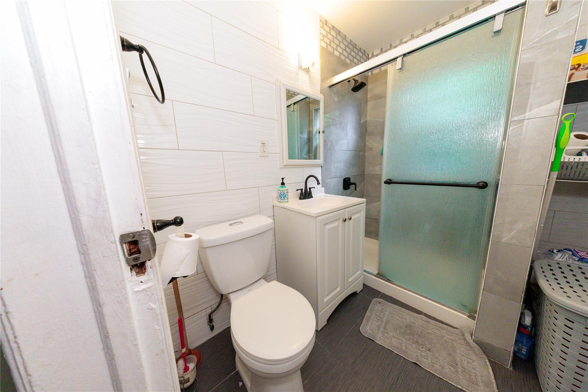 8521 80th Street, Woodhaven, NY 11421