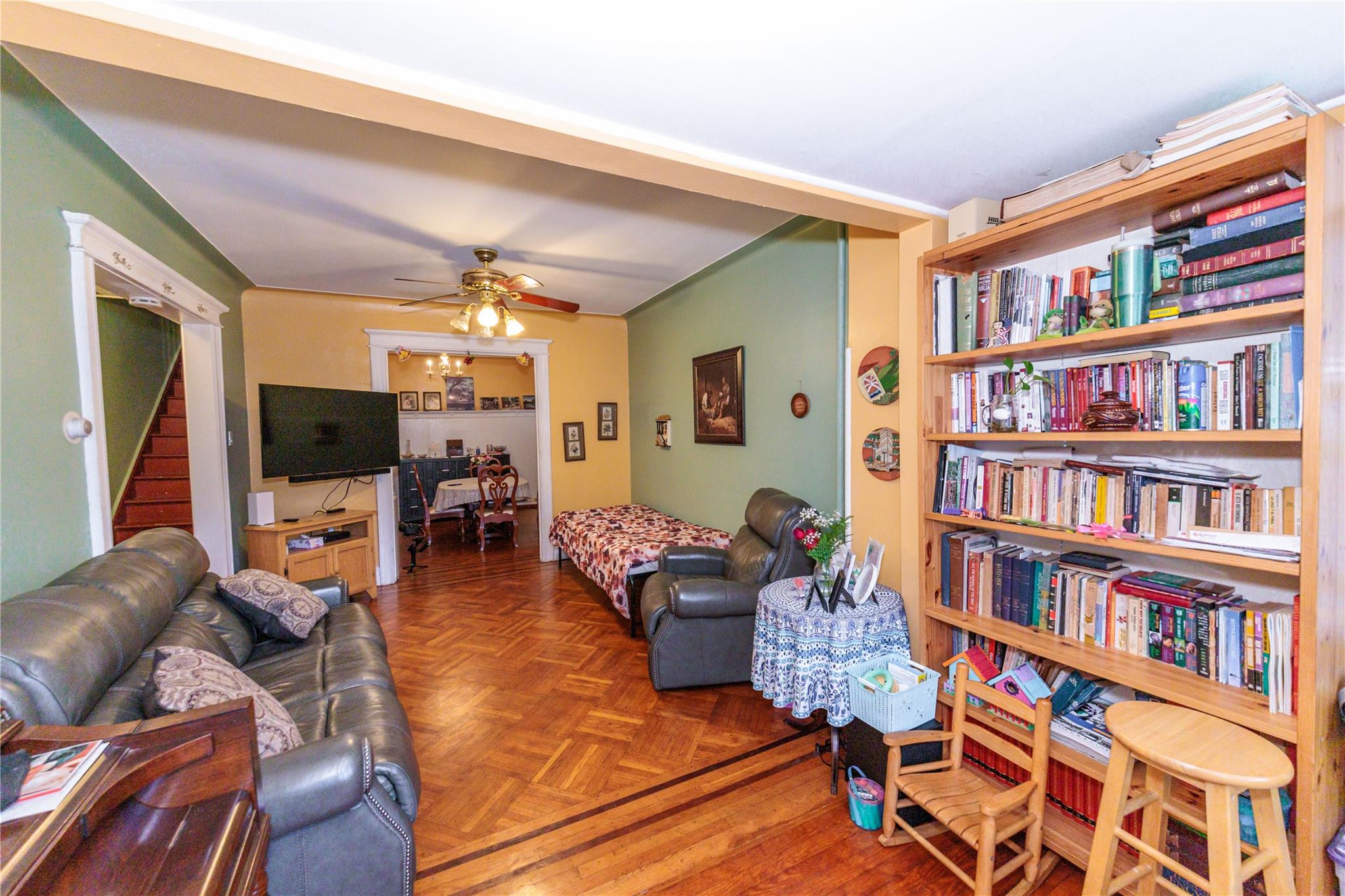 8521 80th Street, Woodhaven, NY 11421