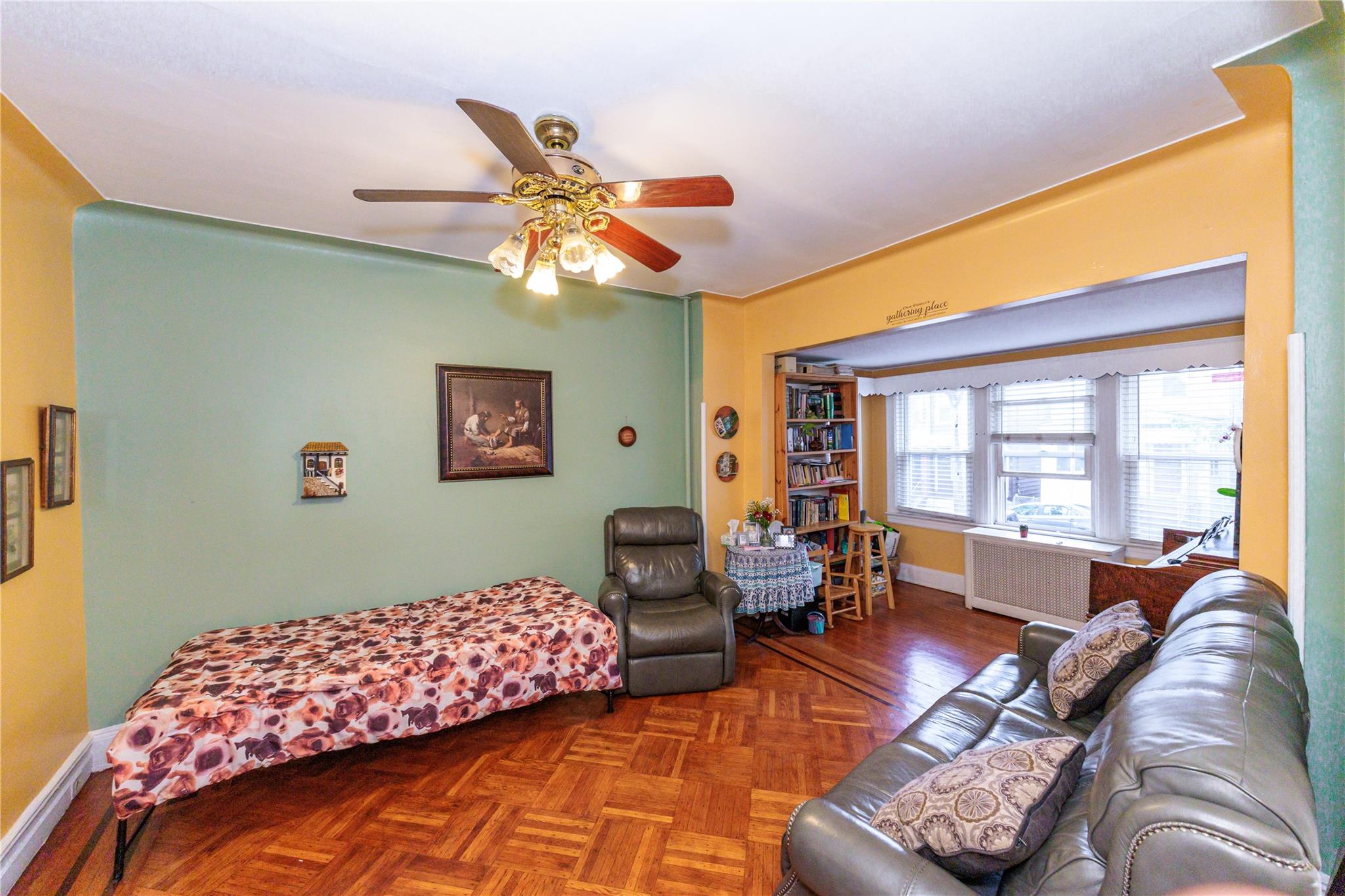 8521 80th Street, Woodhaven, NY 11421