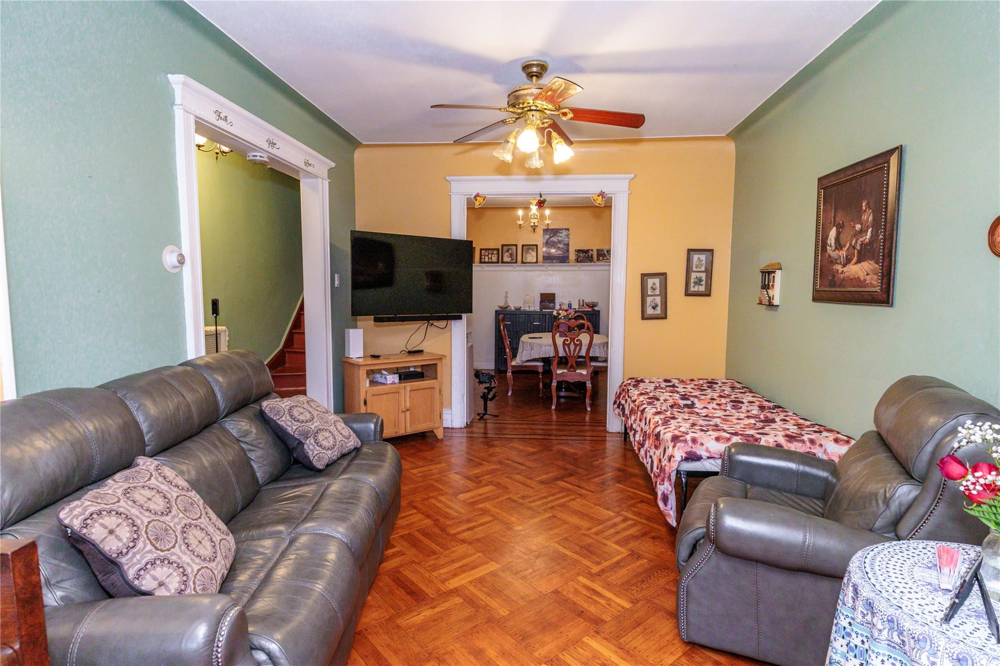 8521 80th Street, Woodhaven, NY 11421