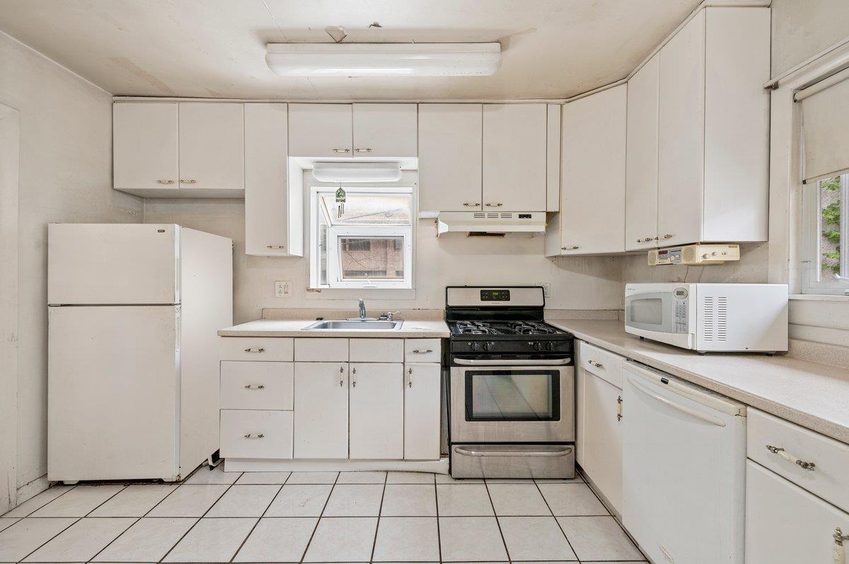 1114 Banner Avenue, Brooklyn, NY 11235