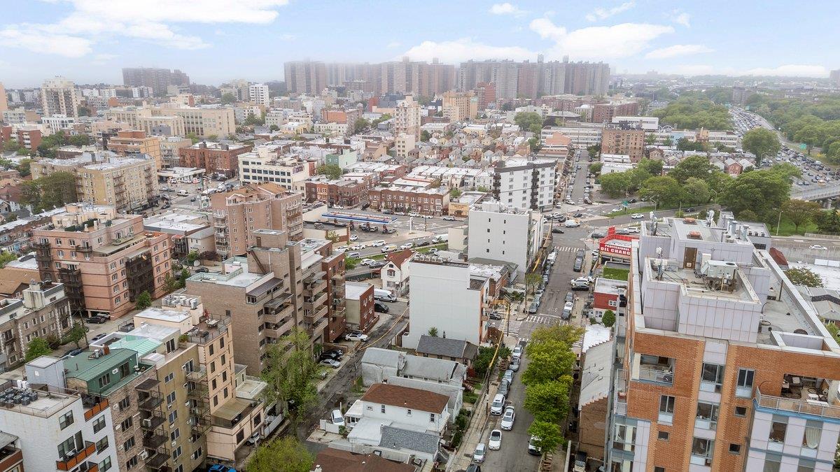 1114 Banner Avenue, Brooklyn, NY 11235