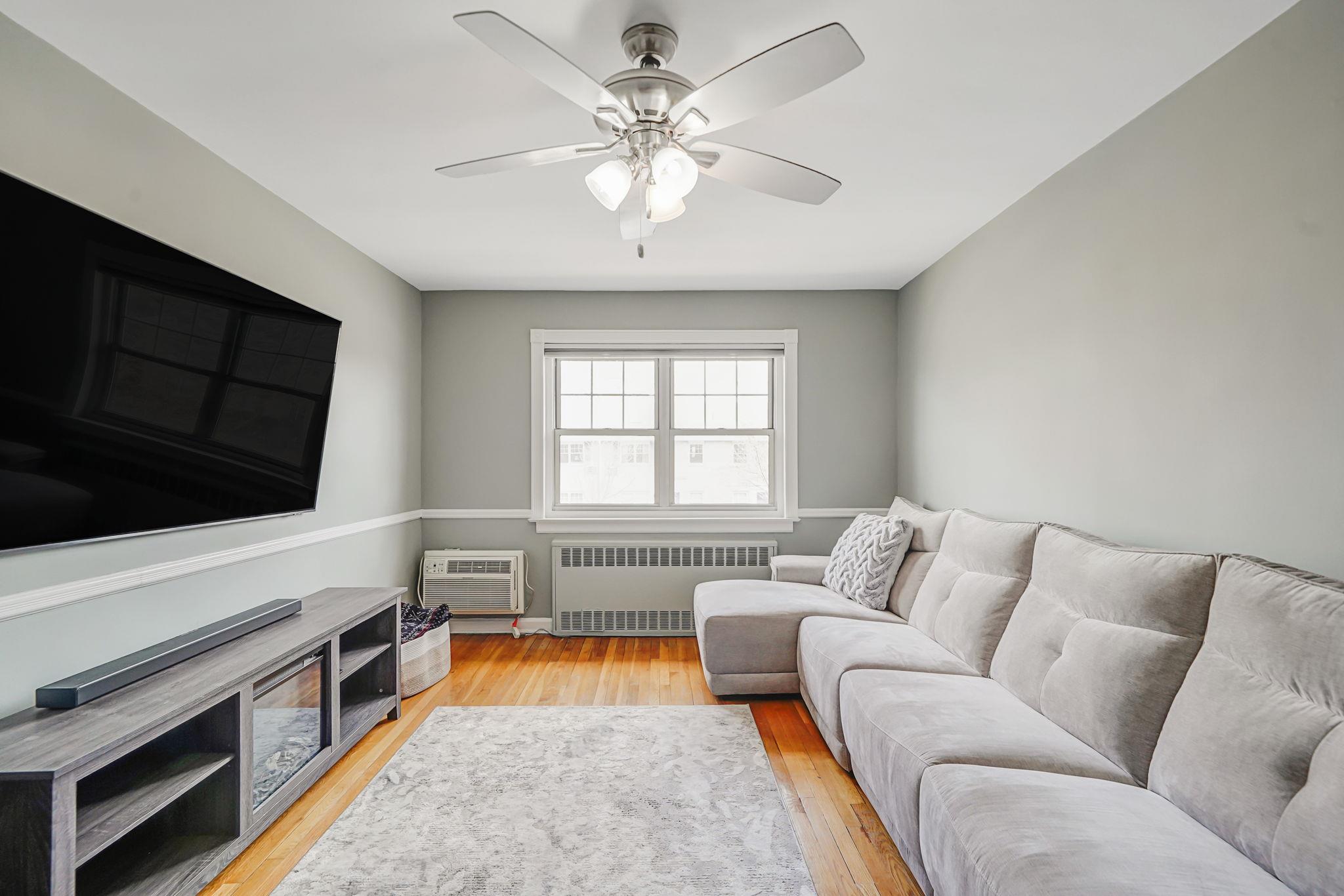 414 Merrick Road # 4.5B, Rockville Centre, NY 11570