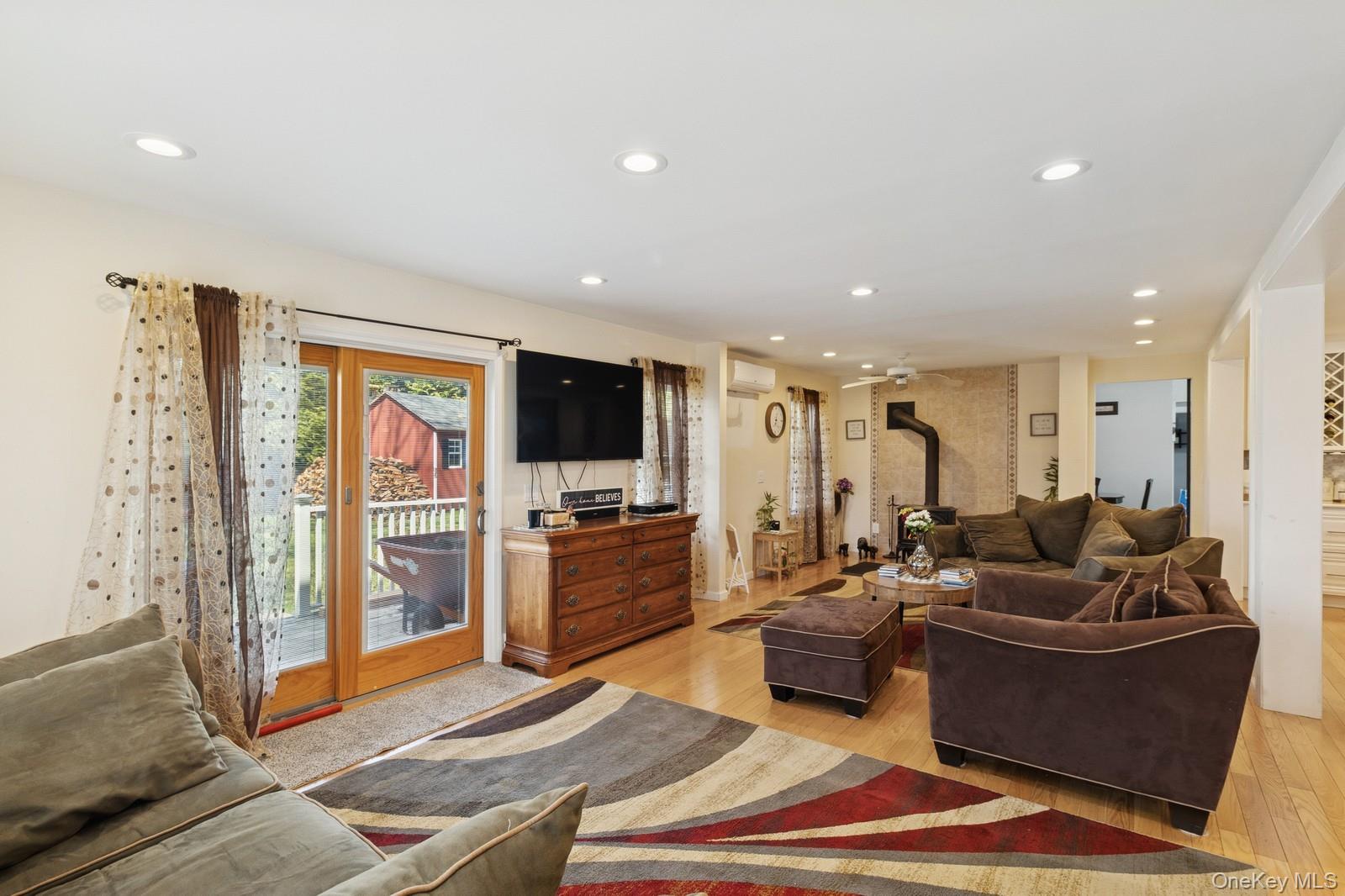 174 Norris Ln, Bridgehampton, NY 11932