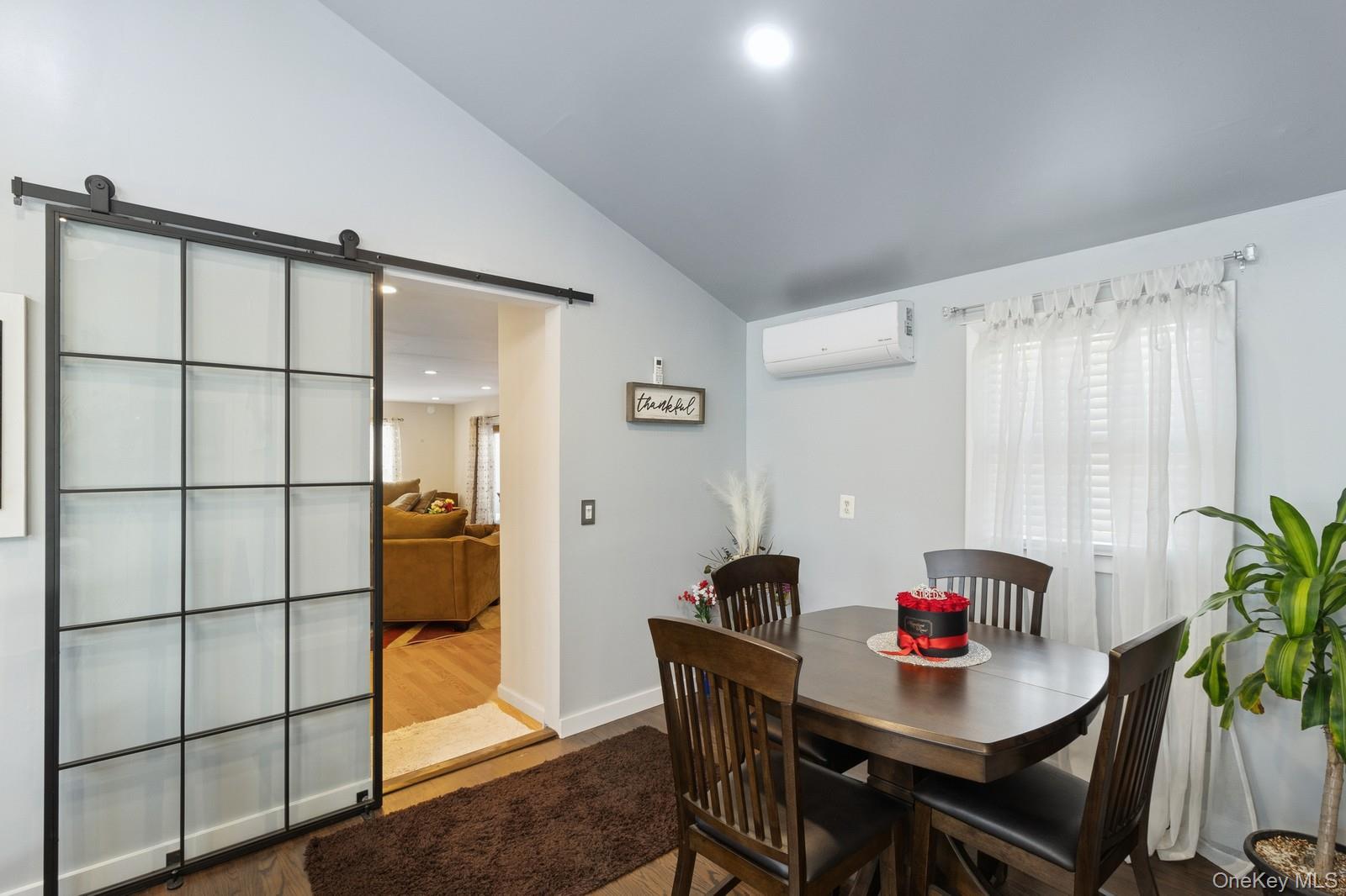 174 Norris Ln, Bridgehampton, NY 11932