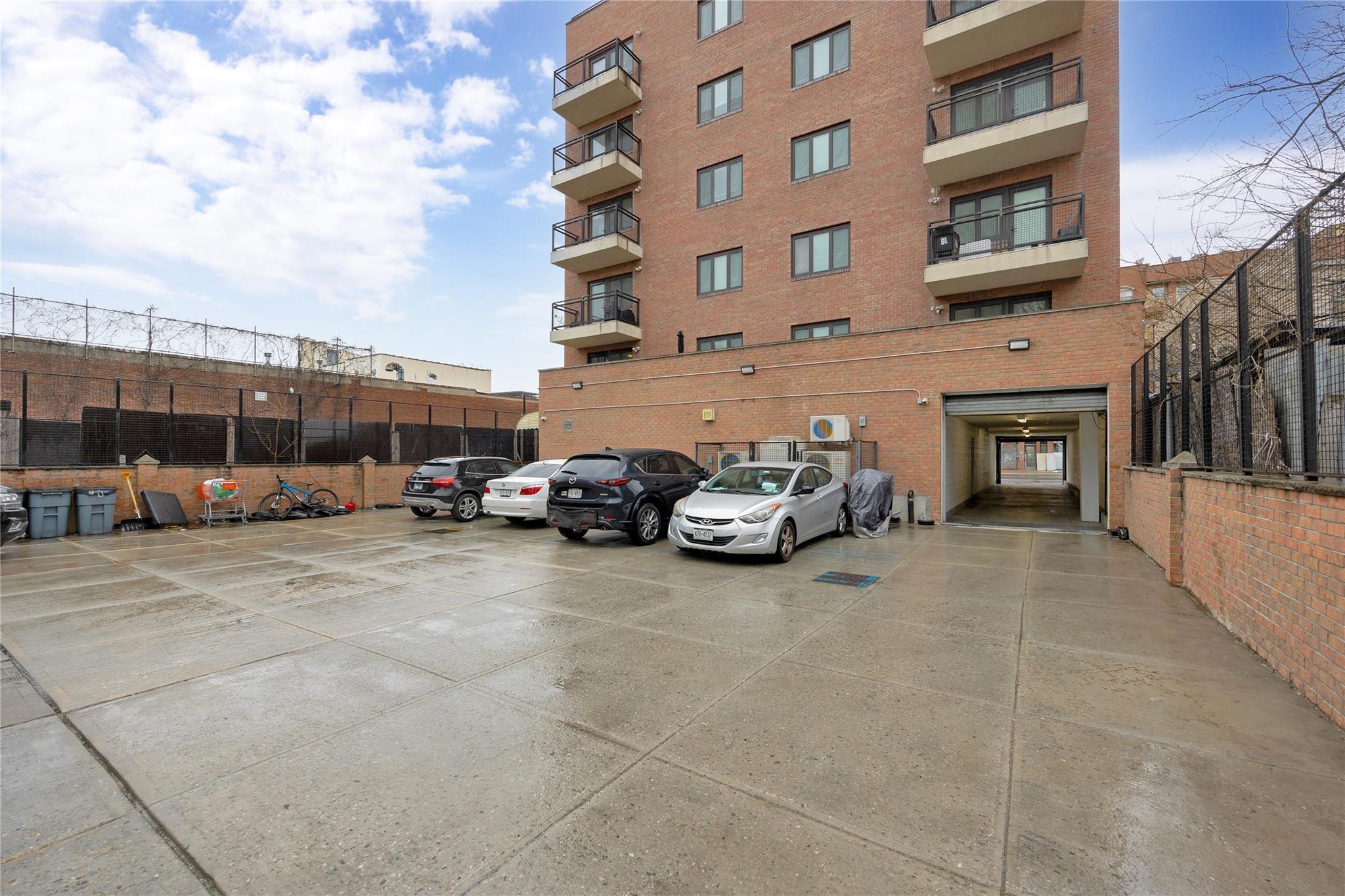 172-18 Jamaica Avenue, Jamaica, NY 11432