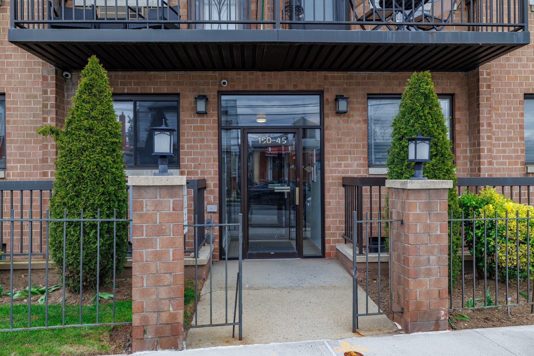 15045 Centreville Street # 3C, Ozone Park, NY 11417