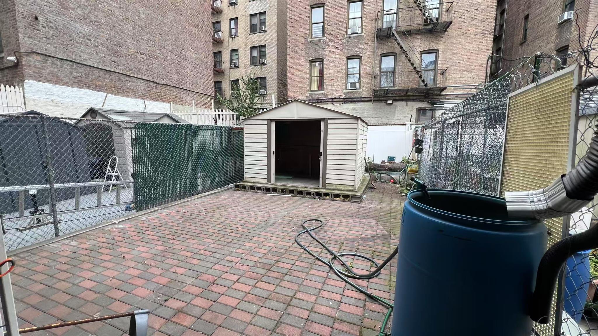 2746B Creston Avenue, Bronx, NY 10468