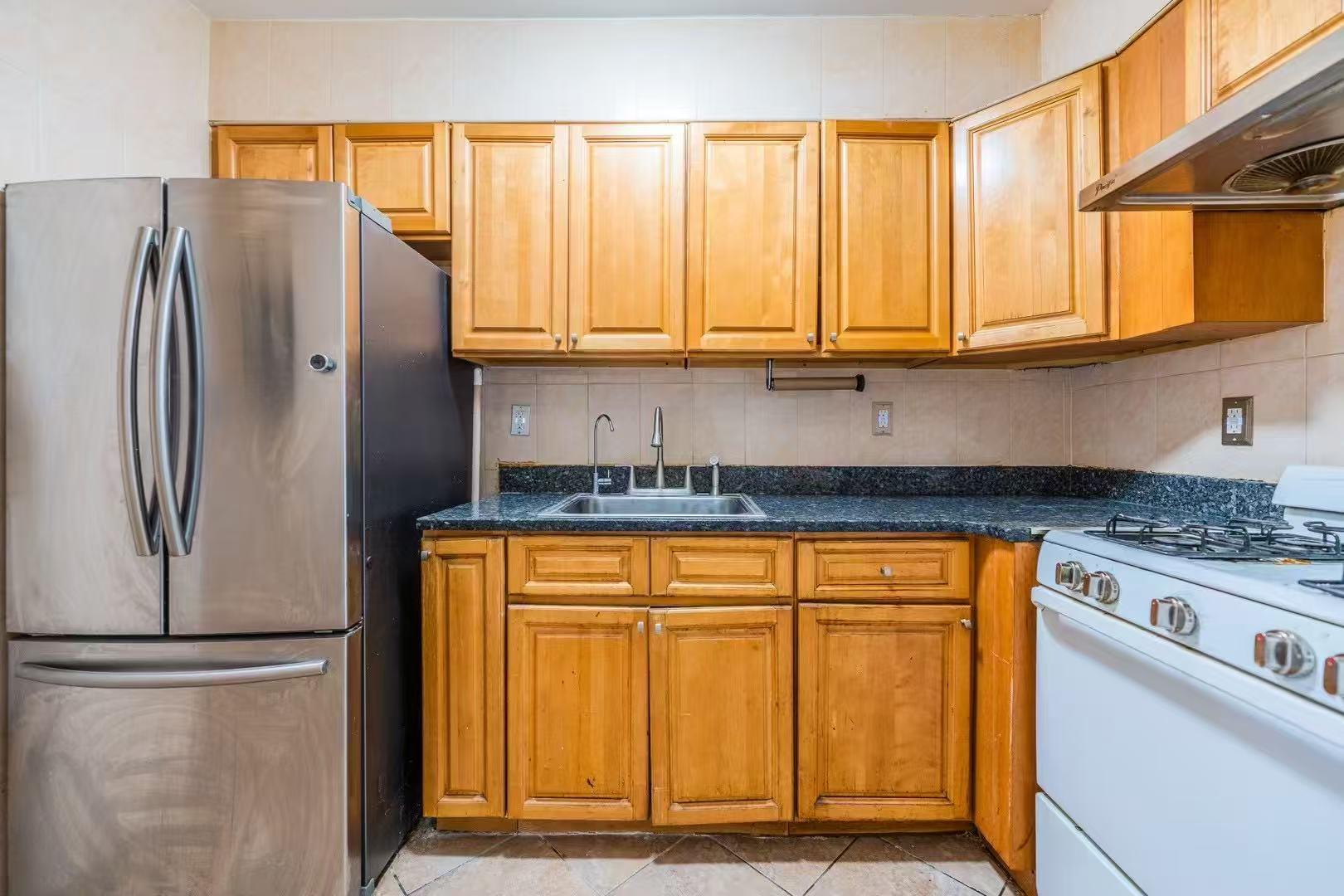 2746B Creston Avenue, Bronx, NY 10468