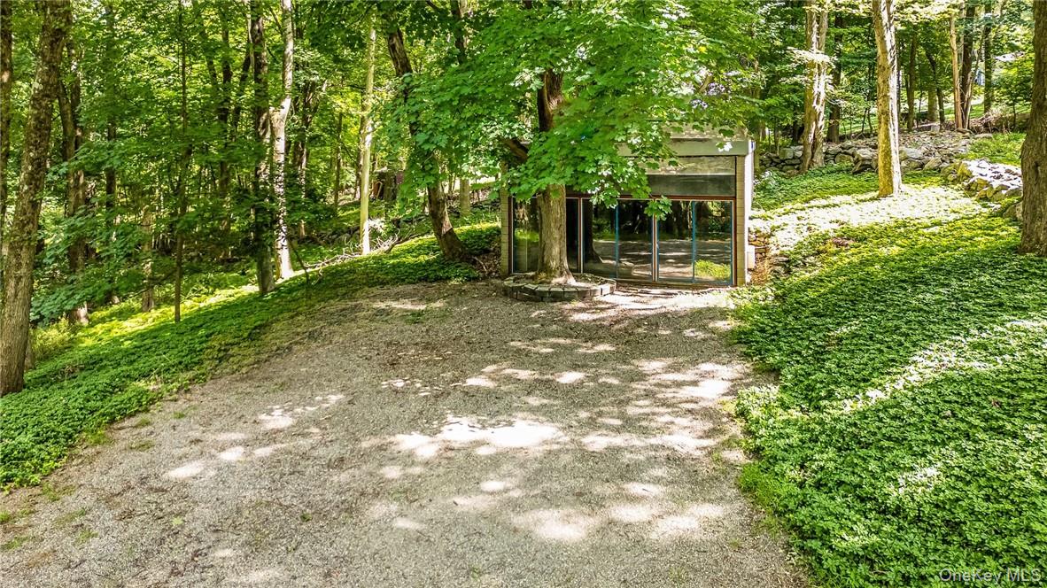 319 Pound Ridge Road, Bedford, NY 10506