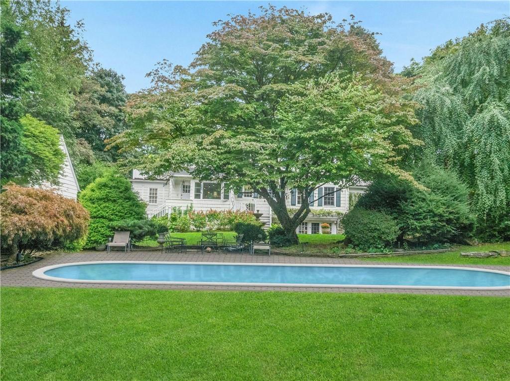 91 Warwick Road, Bronxville, NY 10708