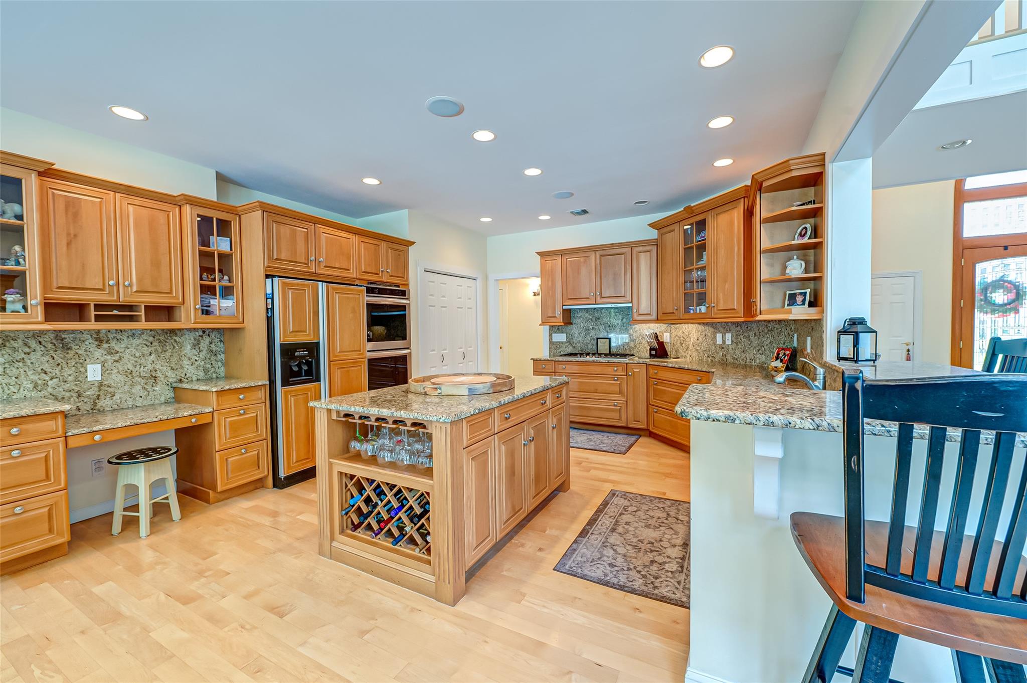 14 Eagle Landing, Mount Sinai, NY 11766