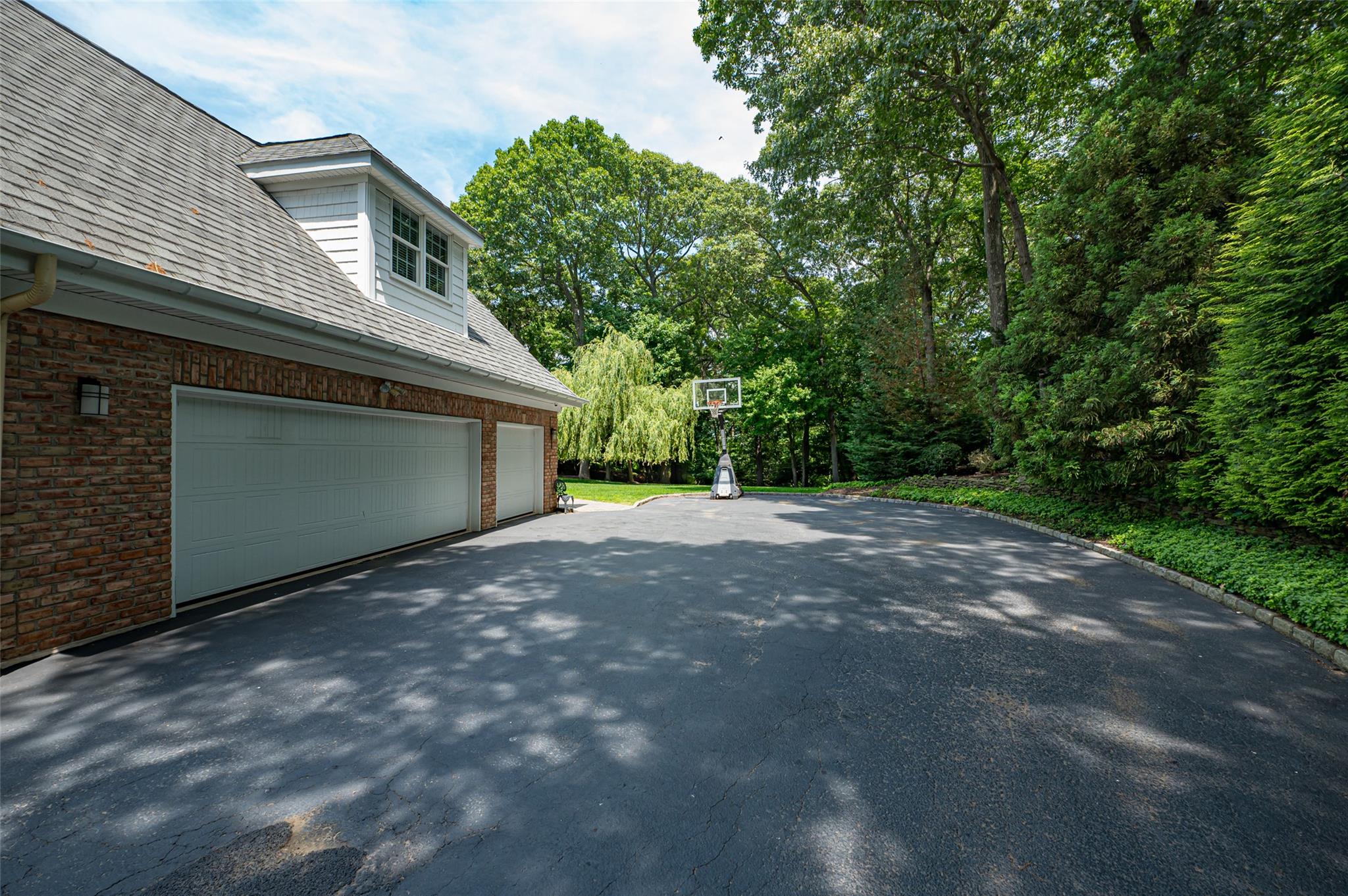 14 Eagle Landing, Mount Sinai, NY 11766