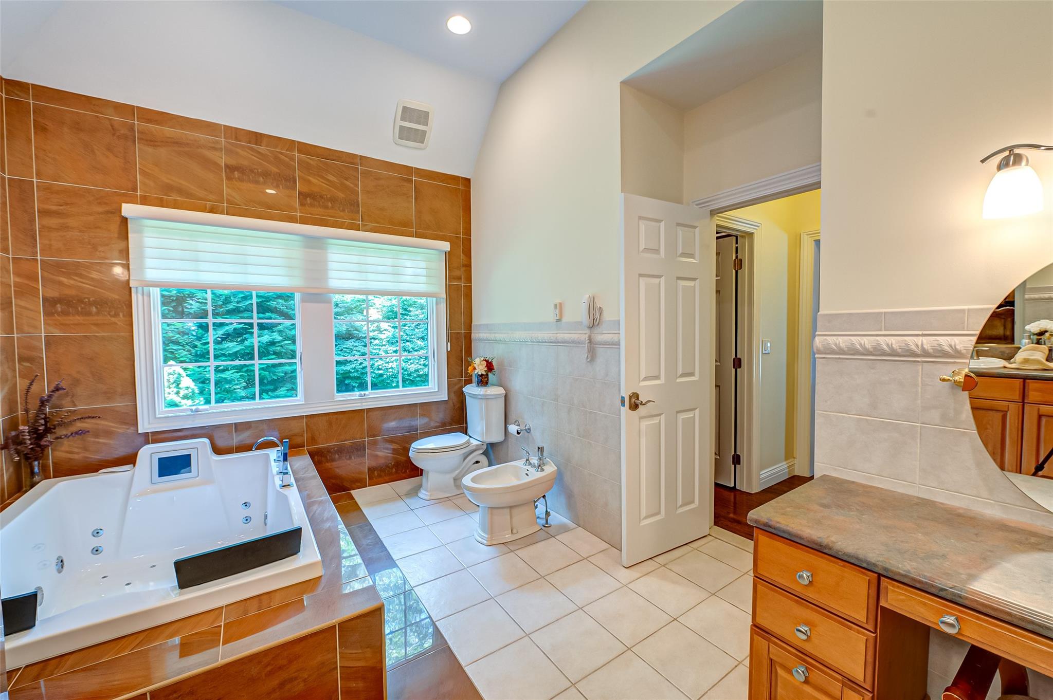 14 Eagle Landing, Mount Sinai, NY 11766