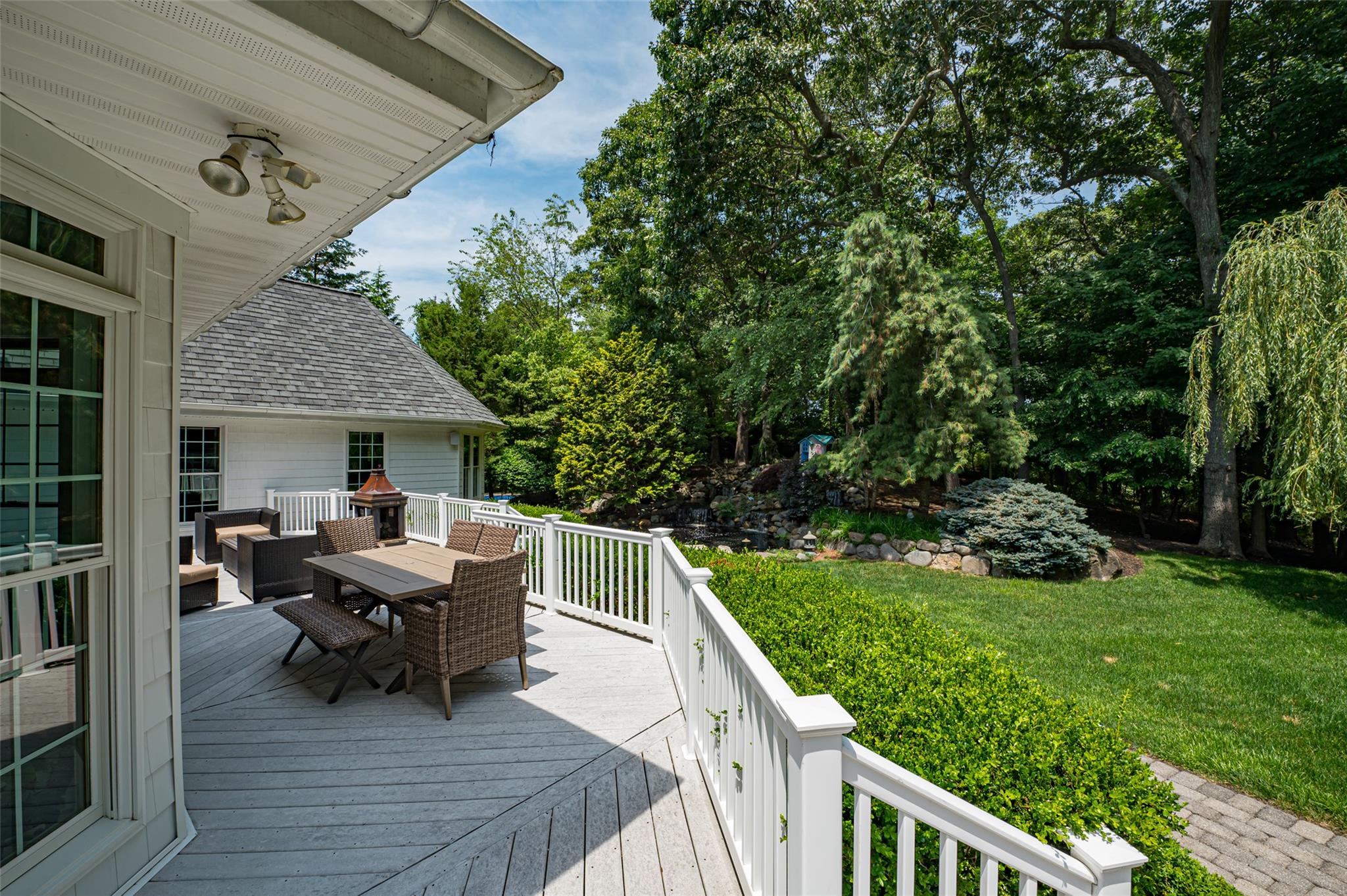 14 Eagle Landing, Mount Sinai, NY 11766