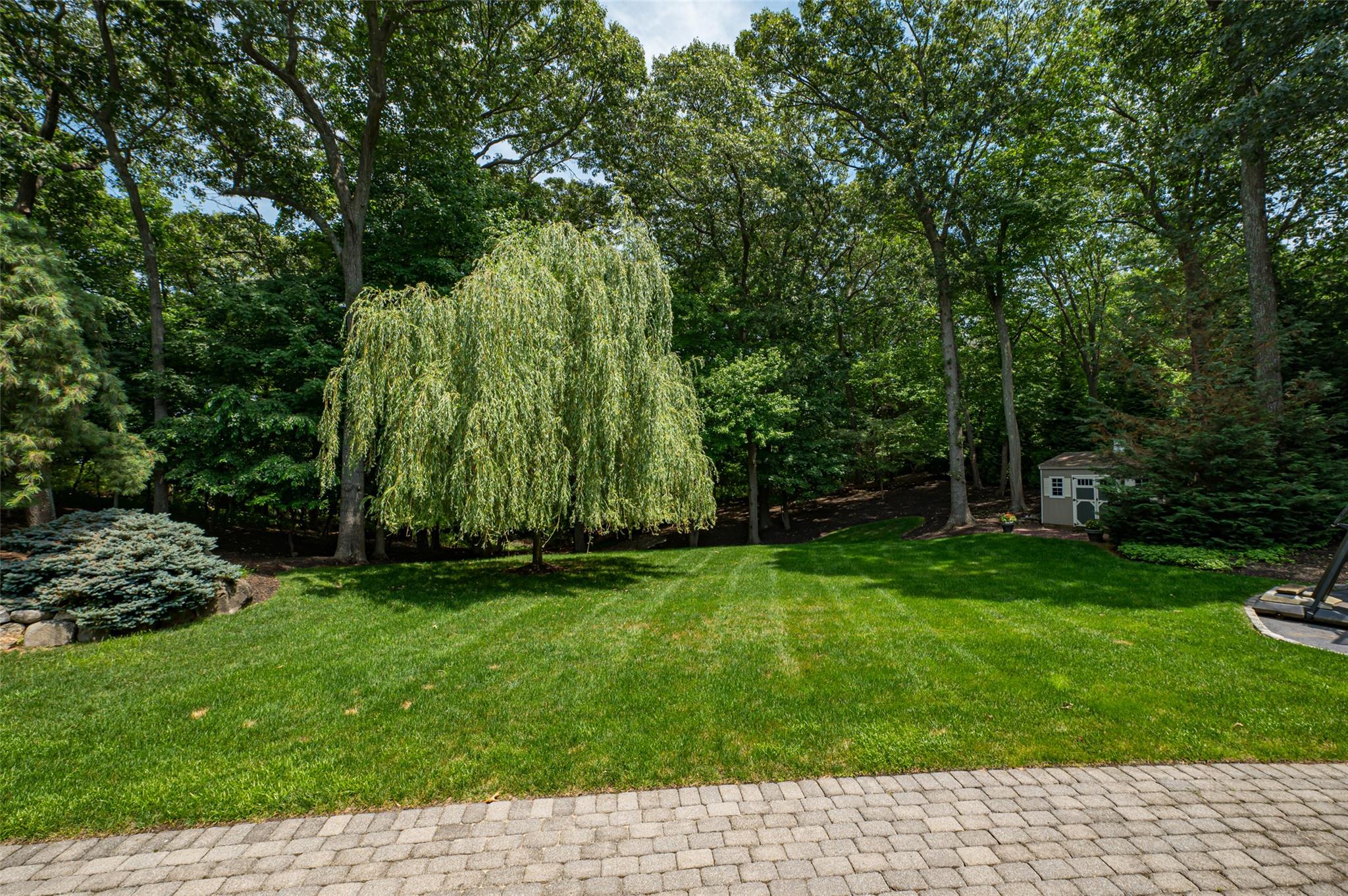 14 Eagle Landing, Mount Sinai, NY 11766