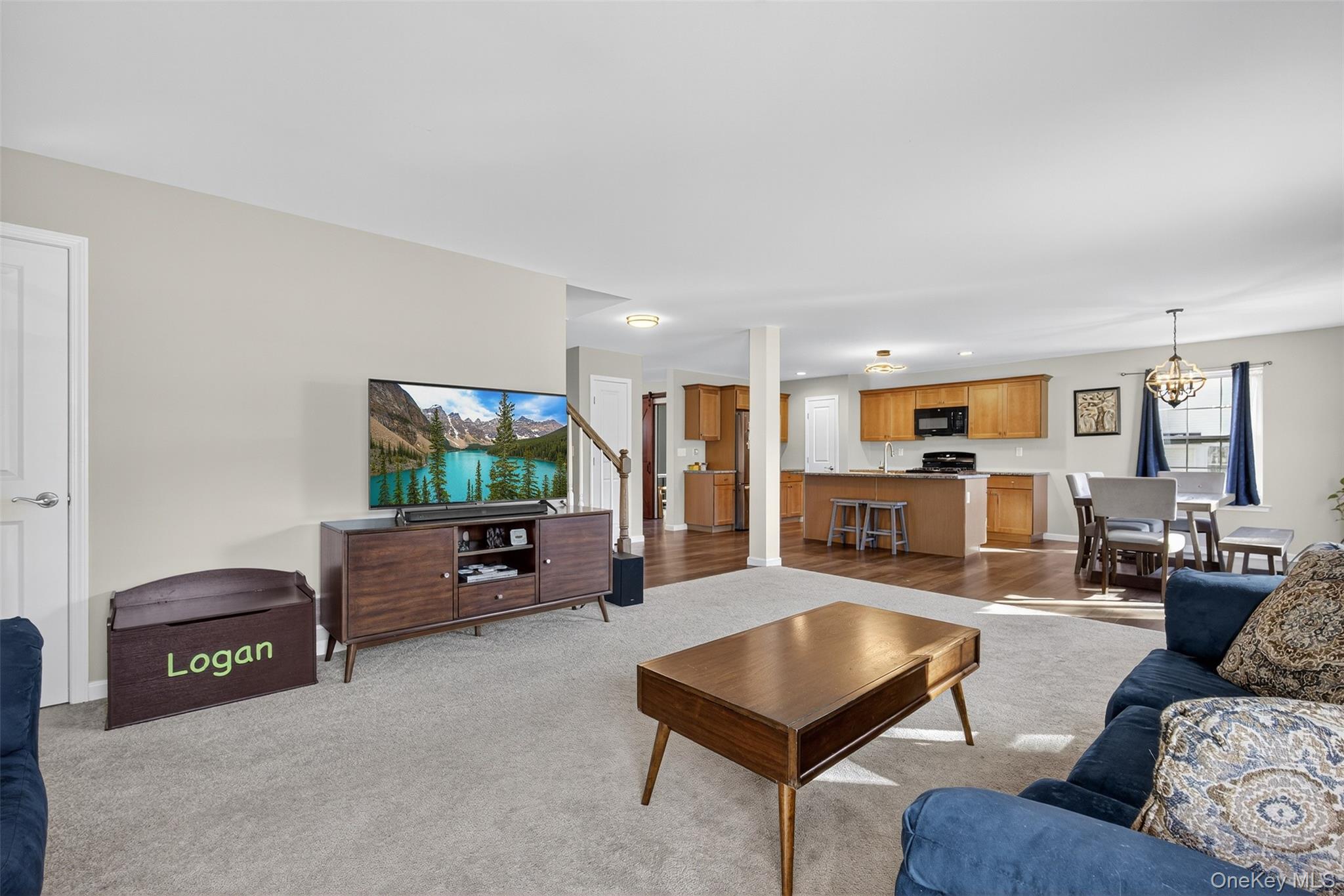 202 Ridgeline Drive, Poughkeepsie, NY 12603