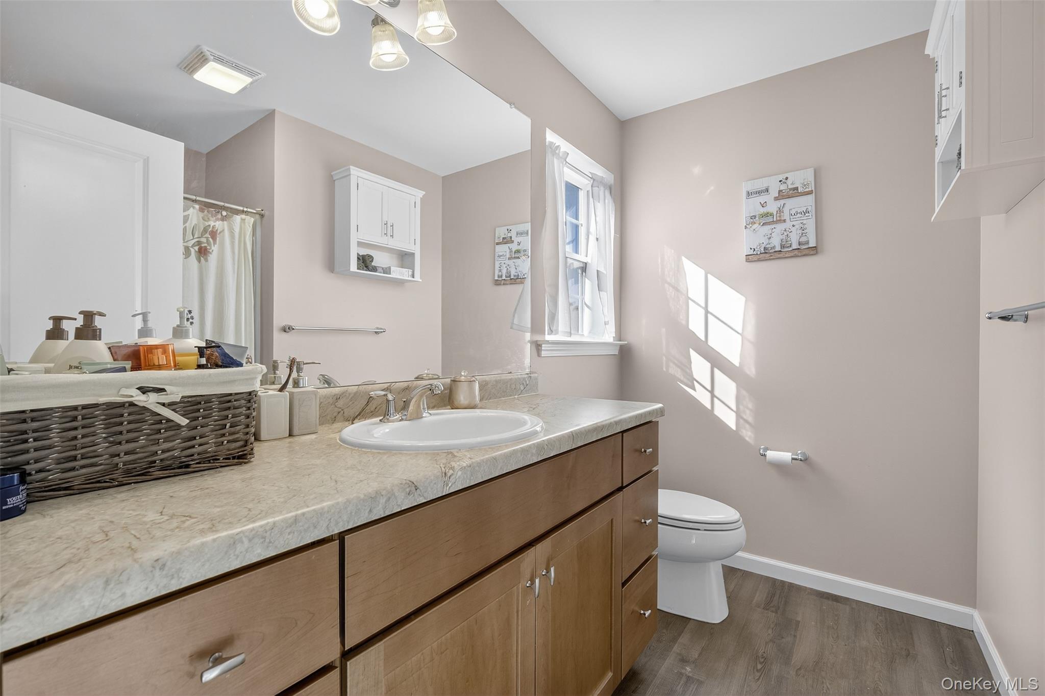 202 Ridgeline Drive, Poughkeepsie, NY 12603