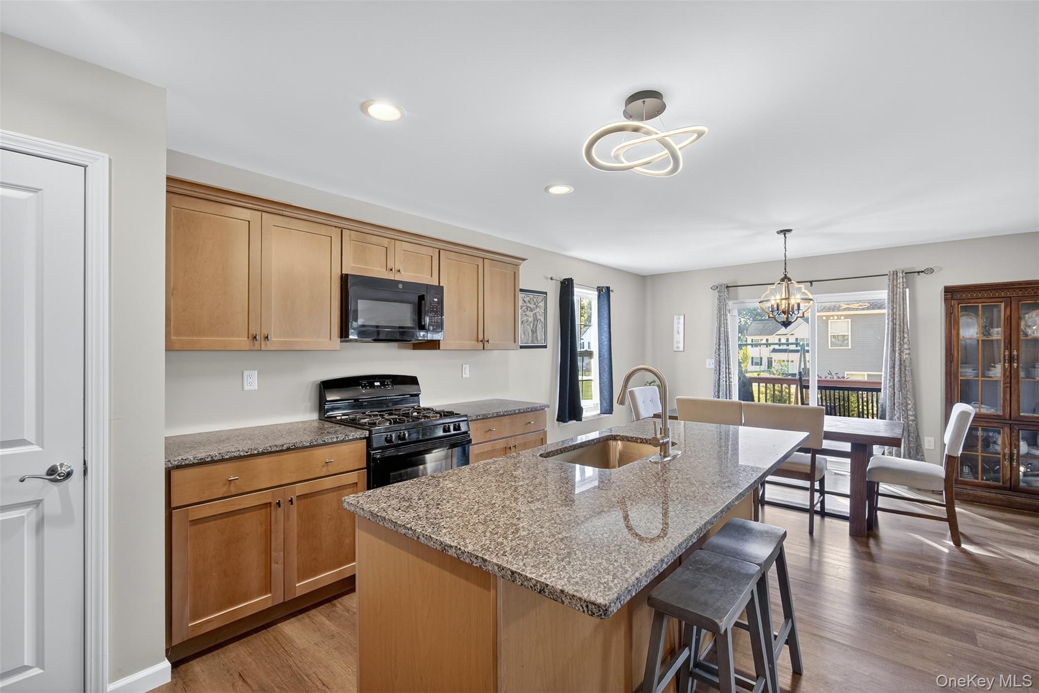 202 Ridgeline Drive, Poughkeepsie, NY 12603