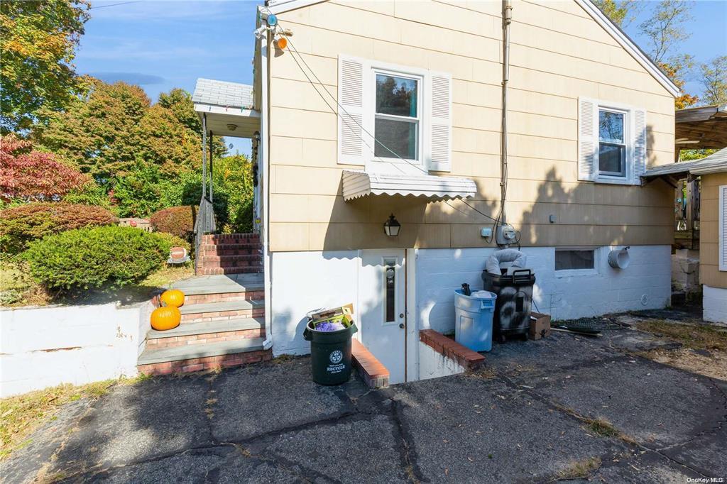 65 Tyler Avenue, Sound Beach, NY 11789