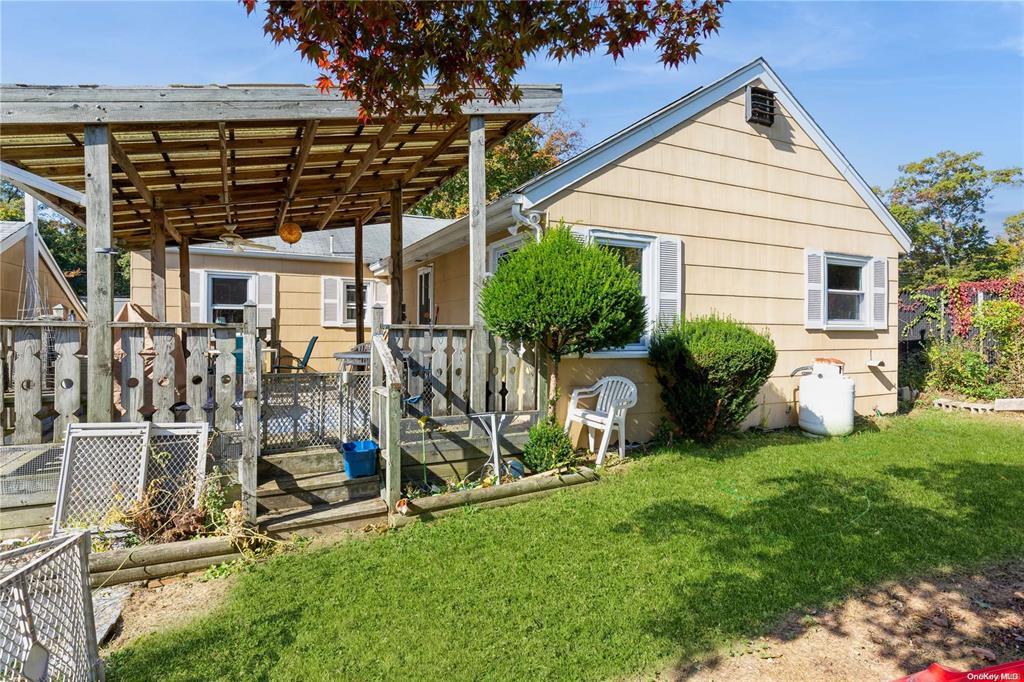 65 Tyler Avenue, Sound Beach, NY 11789