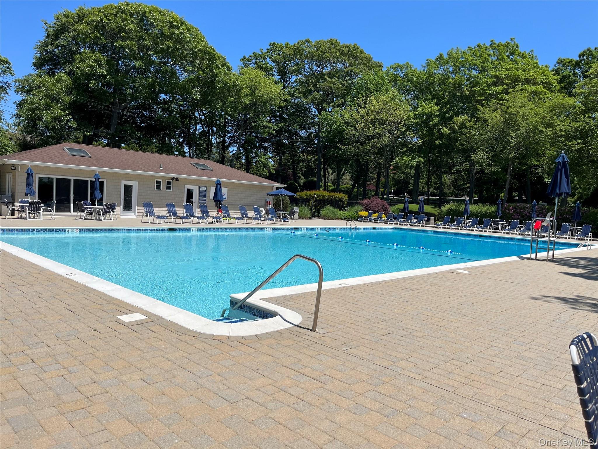 2300 Fox Hill Drive # 1101, Baiting Hollow, NY 11933