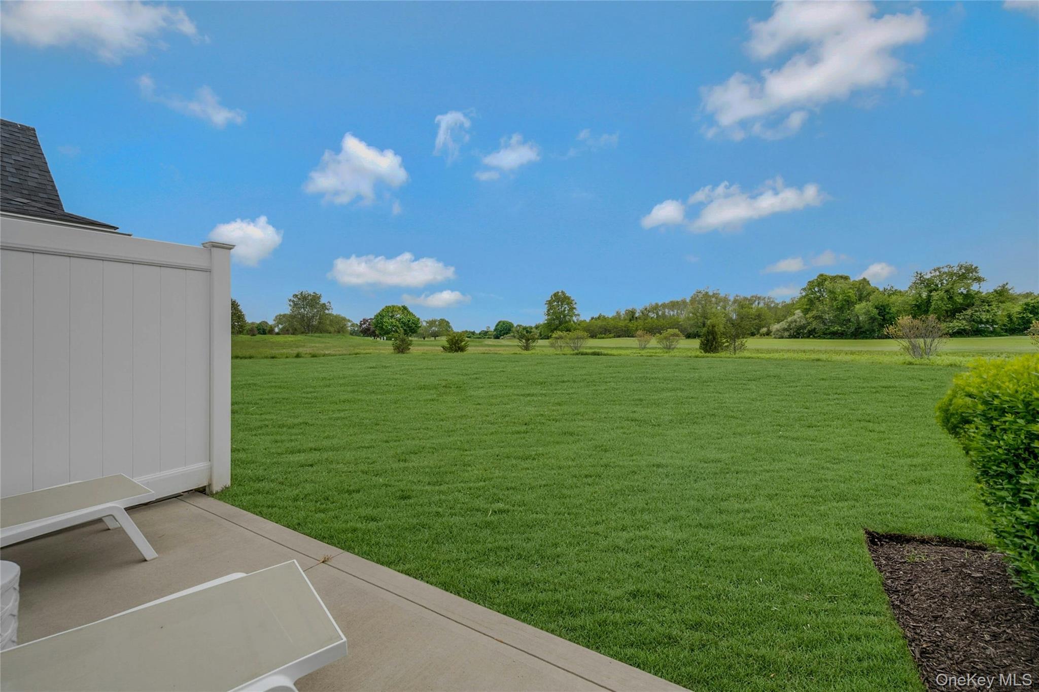 2300 Fox Hill Drive # 1101, Baiting Hollow, NY 11933